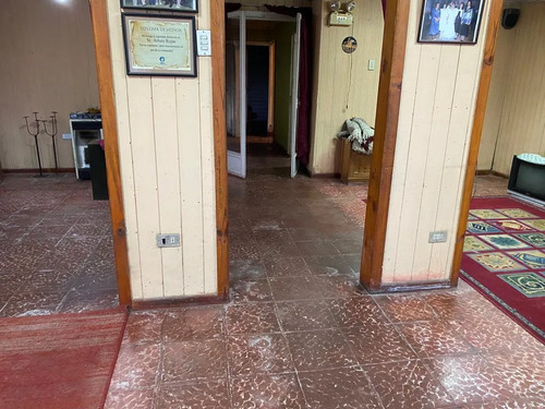 Terreno En Venta Con Casa Antigua , Buen Estado