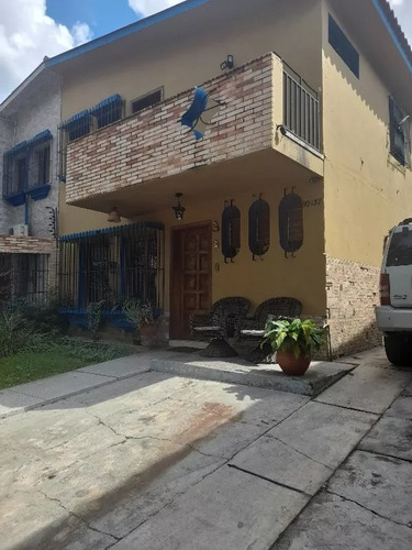 Casa De 2 Plantas En Av. Pricipal, Urb Trigal Sur Foc-1499