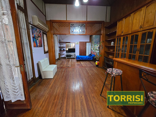 Venta - 5 Amb Ph C/patio Y Cochera/local - Campichuelo 300