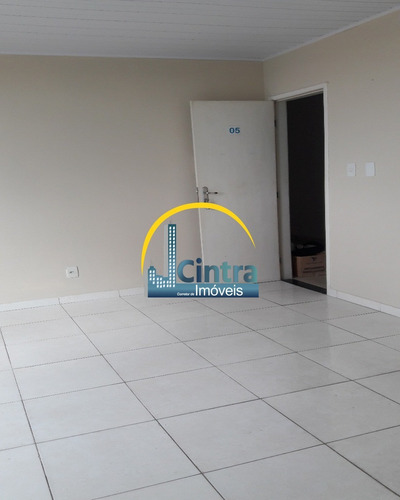 Imagem 2 de 7 de Vendo Sala Comercial Em Lauro De Freitas, Com Portaria E Estacionamento, R$ 105.000,00!! - J1245 - 71168479