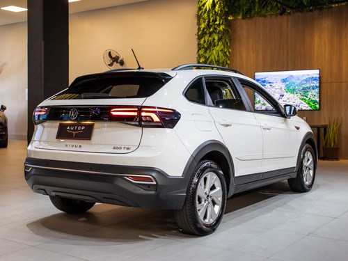 Volkswagen Nivus 1.0 200 TSI TOTAL FLEX COMFORTLINE AUTOMÁTICO