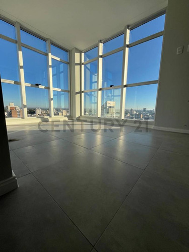 Venta Sobre Boulevard. Torre Fenix - Frente A Unl Depto 2 Dorm