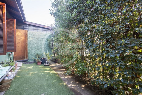 Imagen 3 de 15 de Casa En Venta De 4 Dorm. En La Reina