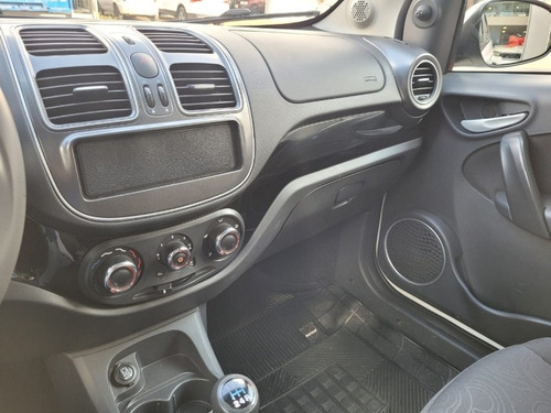 Imagem 6 de 9 de Fiat Grand Siena 1.4 Attractive 8v Manual Flex