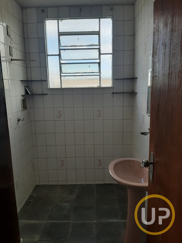 Imagem 2 de 11 de Casa Em Miramar (barreiro) - Belo Horizonte - 13851