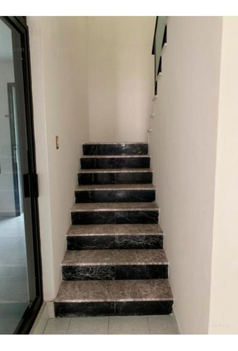 Amplia Propiedad En Renta, Ubicada En La Colonia Flores Magón, Puede Tener Uso Habitacional O Comercial