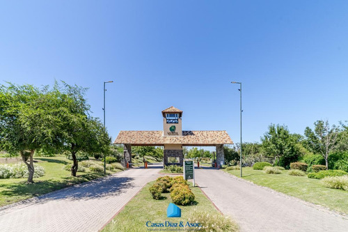 Imagen 24 de 25 de Gran Lote En Venta De 2100 M2 - Country Causana