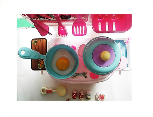 Little Kitchen - Juego De Cocina Usado' 36 Piezas - 00271 (Usado)
