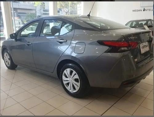 Imagen 19 de 25 de Nissan Versa 1.6 Sense Cvt