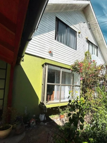 Vende Casa En Los Altos De Chiguayante.