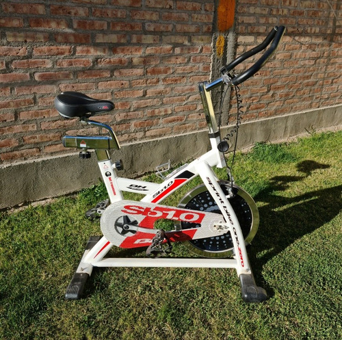Bicicleta Fija Sb 1.0 Bh Fitness (disco De Inercia D 18 Kg)