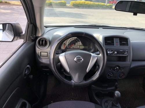 Imagen 14 de 15 de Nissan Versa 4 Puertas