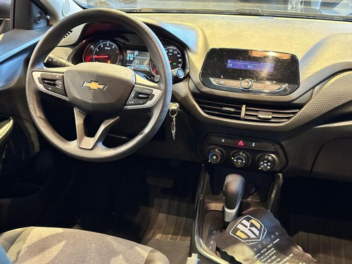 Chevrolet Onix 10tat Hb