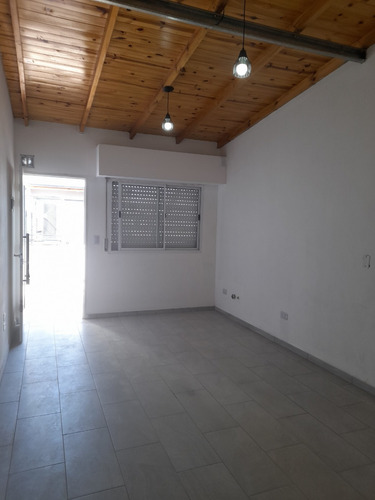 Alquilamos Espectacular Departamento Tipo Duplex Con Cocheras Opc.