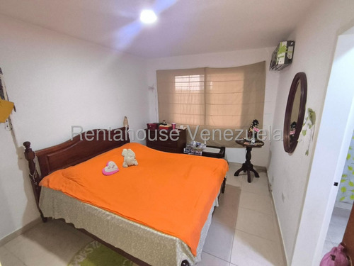 Diana C. Vende Apartamento De Oportunidad En San Diego, Monteserino. Vigilancia 24 Hrs, Pozo De Agua Rc-dc 25-19711