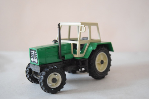 Tractor Fendt Favorit 612 Sl Verde Polistil 1/41 Sin Caja