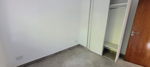 En Venta Departamento 1 Dorm Av Francia 800 Barrio Lourdes, Macro Centro, Rosario.