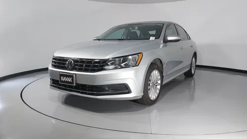 Volkswagen Passat 2.5 Comfortline
