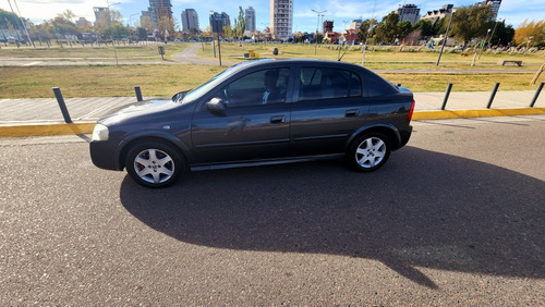 Chevrolet Astra 2.0 Gls