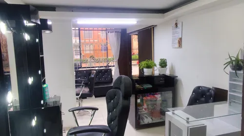 ¡oportunidad Única! Peluquería Acreditada (2 Años) + Arriendo Increíble ($600.000).