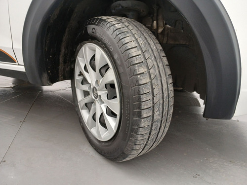Fiat Mobi 1.0 EVO FLEX TREKKING MANUAL