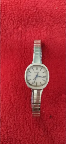 Reloj bulova bañado en oro sale