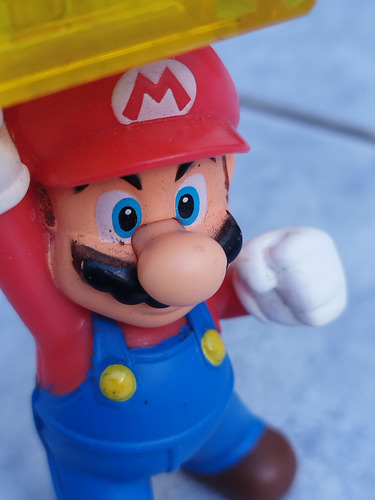 Muñeco Super Mario Bros Mcdonalds 2018 Nintendo (Usado)