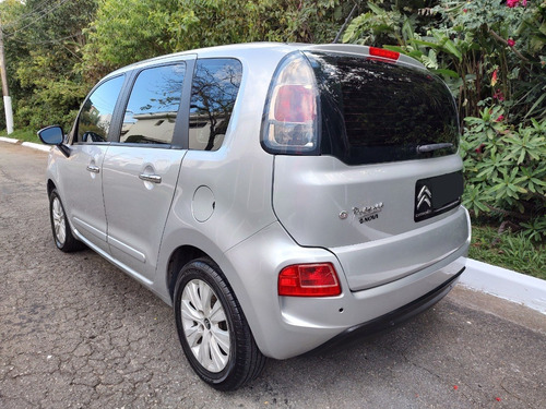 Imagem 2 de 15 de Citroen C3 Picasso Exclusive 1.6 Flex 2012