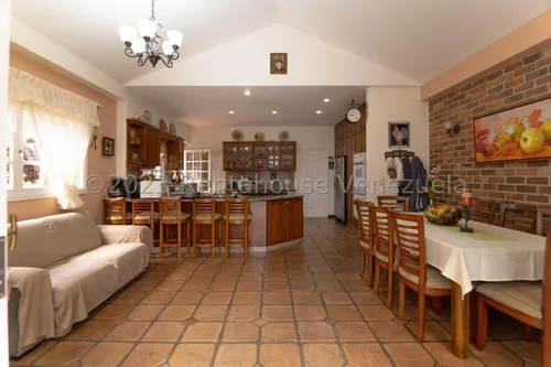 Casa En Venta 23-26421