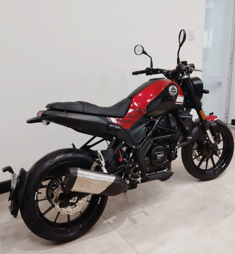 Imagen 23 de 24 de Benelli Leoncino 250 Abs
