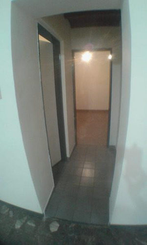 Imagen 8 de 15 de Departamento En Avellaneda -oportunidad-