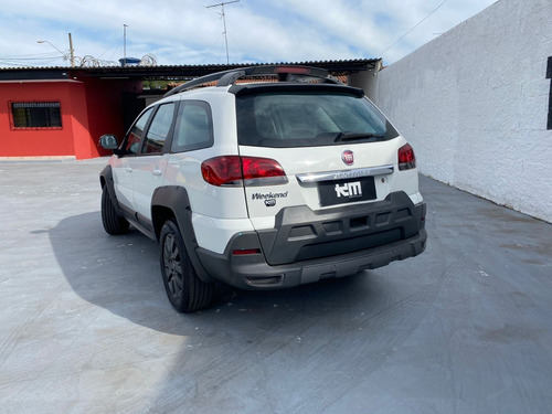 Imagem 8 de 10 de Fiat Palio Weekend Adventure 1.8 Flex