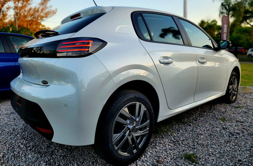 Peugeot 208 1.6 Allure At