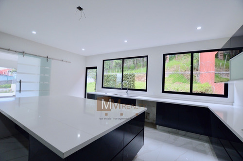 Imagen 12 de 30 de Lomas De Las Palmas - Casa En Venta / House For Sale