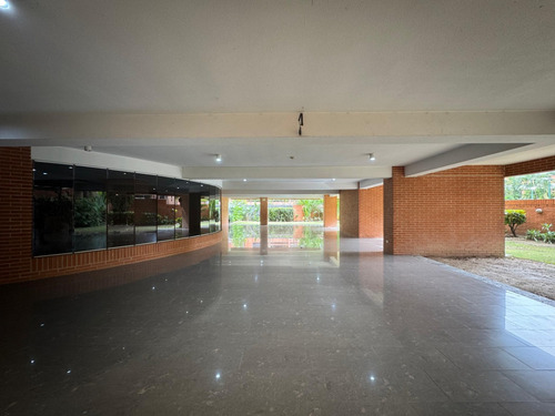 Venta De Apartamento Campo Alegre 107m2 2h2b2p