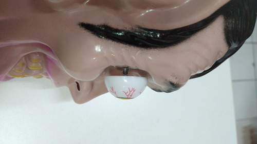 Imagen 2 de 4 de Mascara Careta Dracula Ojos Plastico Duro Disfraz Halloween