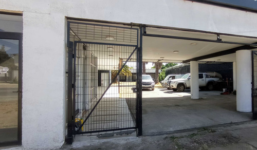Arrienda Amplio Local Comercial Talca (90534)