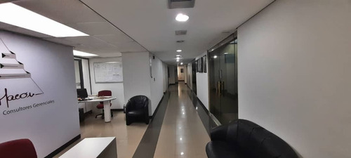 Imagen 11 de 21 de Se Vende Oficina 496m2 Av Universidad Centro Empresarial El Chorro