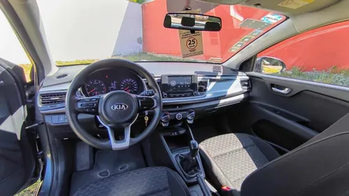 Kia Rio 1.6 Lx Hatchback Mt