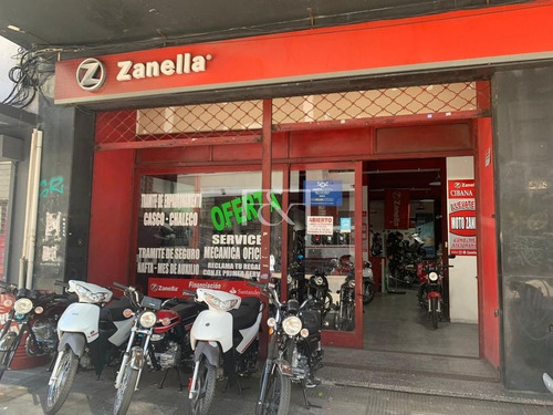 Imagen 3 de 12 de Se Vende Local Comercial Sobre 18 De Julio !