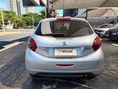 Imagem 7 de 10 de 208 1.2 Allure 12v Flex 4p Manual