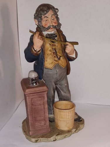 Figura De Porcelana Capodimonte Antigua The Tycoon By Pucci