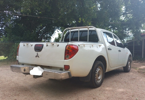 Imagen 5 de 18 de Mitsubishi L200 2.5 4d56 Liso A/c