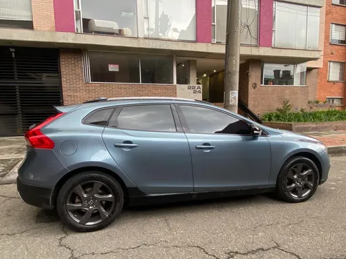 Volvo V40 2.5 T5 Cross Country Awd