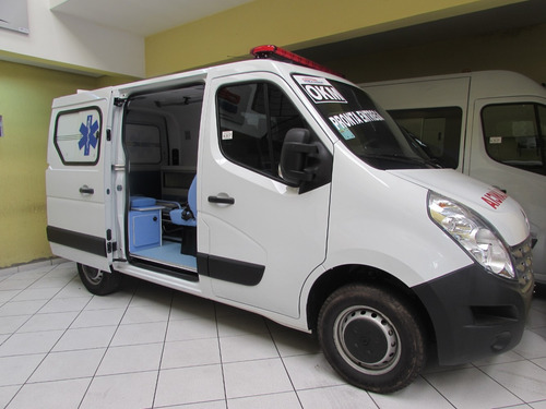 Imagem 2 de 14 de Renault Master Ambulância