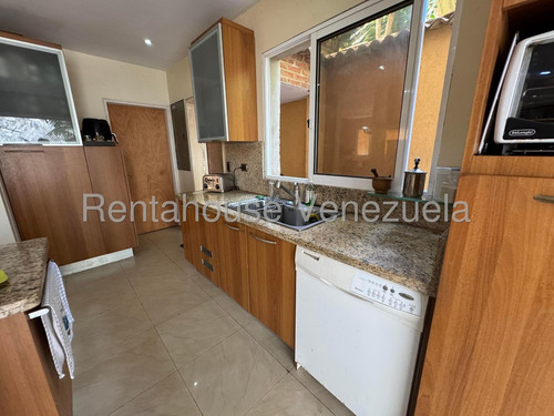 Estupenda Casa En Venta Con Inmejorable Ubicación Alto Hatillo