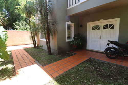 Casa 5 Amb. Venta Gral Pacheco Jardín Y Pileta