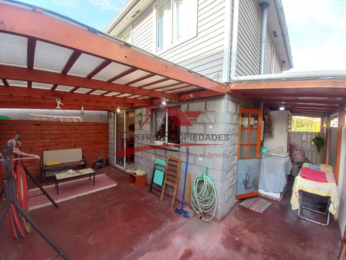 Hermosa Casa De Dos Pisos, 4 Dormitorios 3 Baños, Quilicura