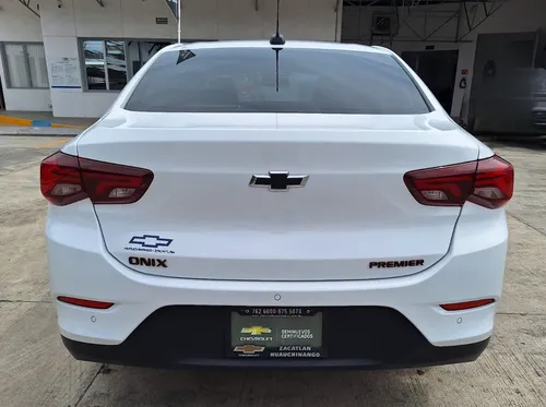 Chevrolet Onix 1.0T Premier Red Line At