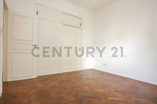 Venta Departamento 3 Ambientes En Destacada Zona De Palermo A 1 Cuadra Del Shopping Alto Palermo.